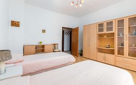 Apartment Ana
